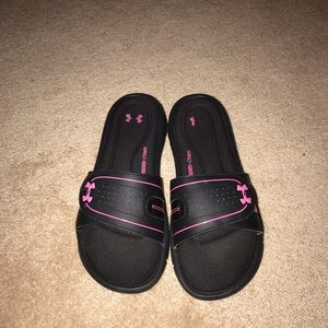 Under armor slides